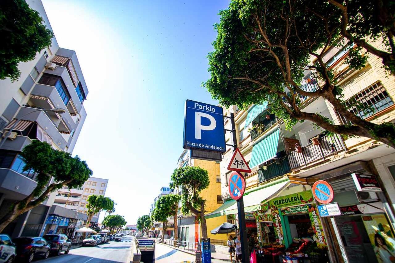New Apartamento Centro De Torremolinos Con Parking Zewnętrze zdjęcie